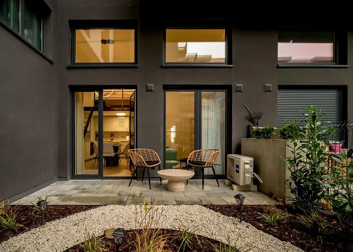 Rentplanet - Przy Ogrodzie Botanicznym Apartament *